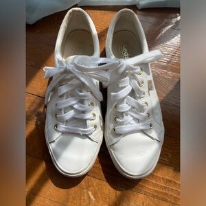 Ken’s white lace-up sneakers 6.5